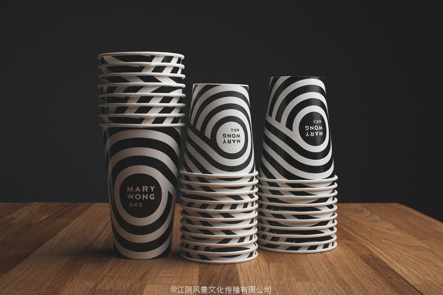 Logo and soda/coffee cup designed by Fork for fast food chain Mary Wong