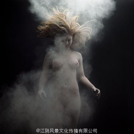 18+创意人体摄影-风尘滚滚-olivierV_dust